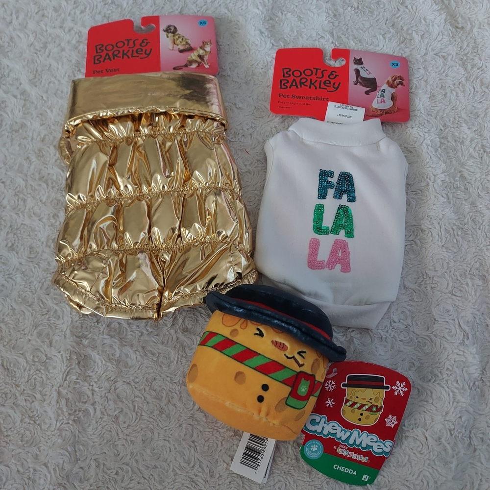 Boots & Barkley XS Gold Puffer Jacket White Sweatshirt & Chew Mees Toy Bundle